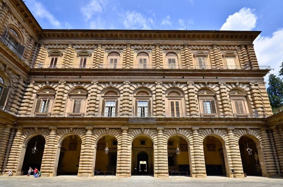 Hidden Florence: 2-Hour Guided Walking Tour - Ponte Vecchio and the final stretch to Palazzo Pitti