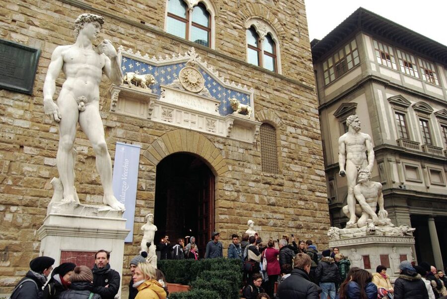 Hidden Florence: 2-Hour Guided Walking Tour - What the guide adds to the experience