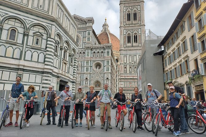 Highlights of Florence Bike Tour (E-bike Upgrade Available) - Palazzo Pitti and the story of expensive ambition