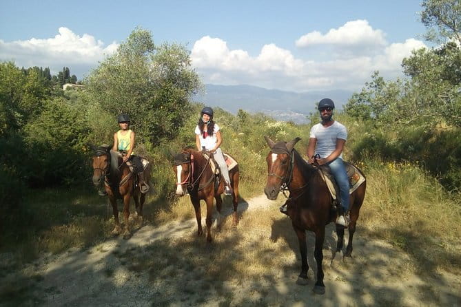 Horse ride, Olive Oil and local foods tasting in a Tuscan farm - A country day that earns its time outside Florence