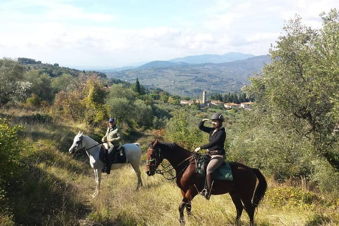 Horse ride, Olive Oil and local foods tasting in a Tuscan farm - A medieval manor in the upper Arno valley