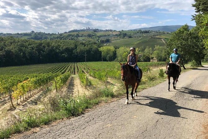 Horseback Ride in S.Gimignano with Tuscan Lunch Chianti Tasting - Why this day works so well from Florence