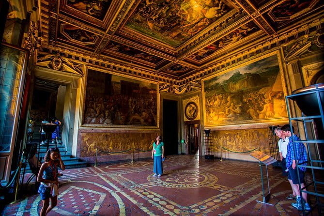 Inferno by Dan Brown Novel 4 hours with Boboli Gardens - The three-hour private core of the experience