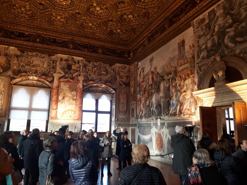 Inferno Tour In Florence - The Salone dei Cinquecento and its dramatic scale