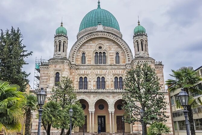 Jewish traditions in Florence: private walking tour - A Jewish history walk through Florence’s grandest center