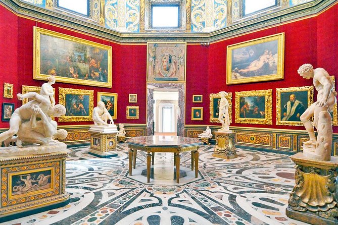 Kid-Friendly Uffizi Museum Tour in Florence with Botticelli & Leonardo Works - The Uffizi building before the paintings