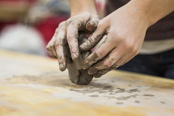Learn to Sculpt or Paint in a Private Florence Art Studio - What this Florence art class is really like