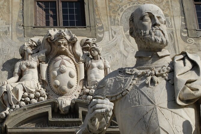 Medici Tour in Florence - Michelangelo and the Medici circle