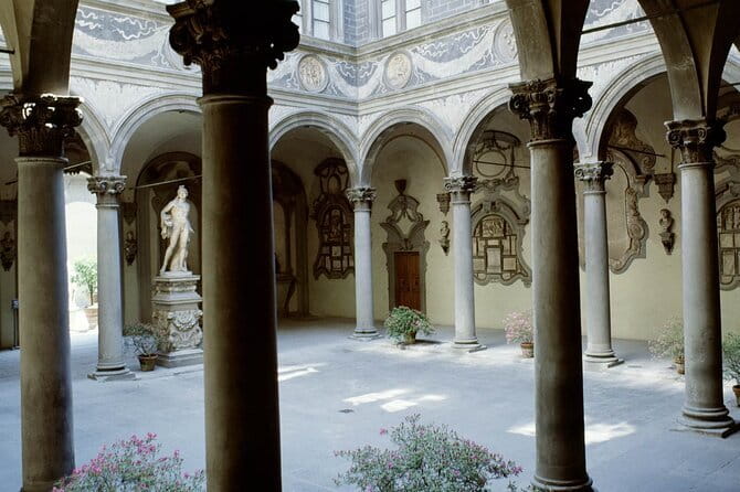 Medici Tour in Florence - The Chapel of the Magi and Benozzo Gozzoli’s procession