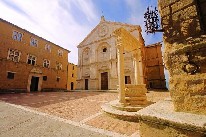 Medieval Tour in Monteriggioni and Val d'Orcia from Florence - Who will enjoy this tour most