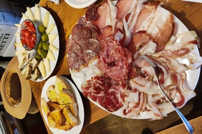 Mercato di Centrale - Food and Wine Tasting Highlights Tour - Piazza della Signoria starts the story