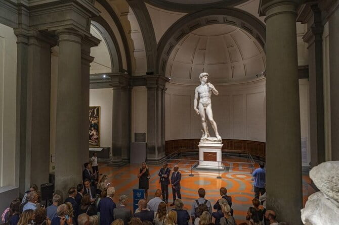 Michelangelo's David Accademia Gallery Small Group Tour - Who may prefer to visit without a guide?