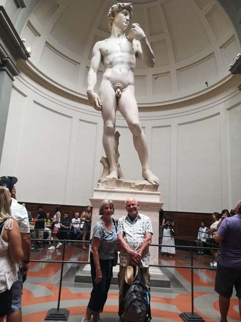 Michelangelo’s David & More: Early Entry Guided Tour - Michelangelo’s unfinished Prisoners