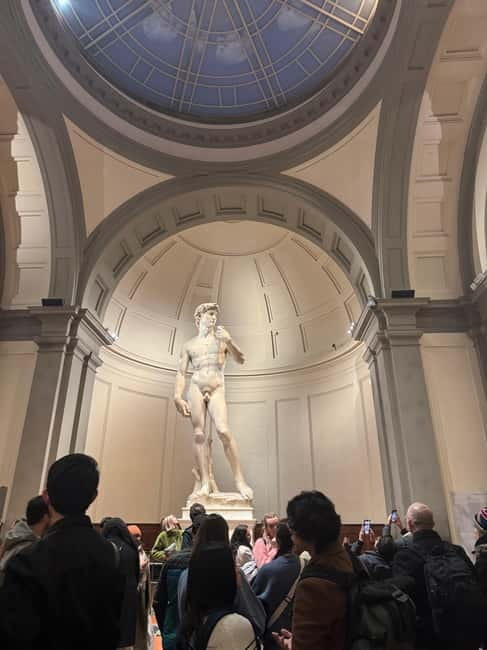 Michelangelo’s David & More: Early Entry Guided Tour - Meeting the BellaVita guide in Piazza delle Belle Arti