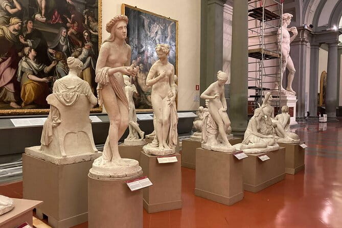 Michelangelo’s David Statue Fast Track Tickets - What priority entry really gives you