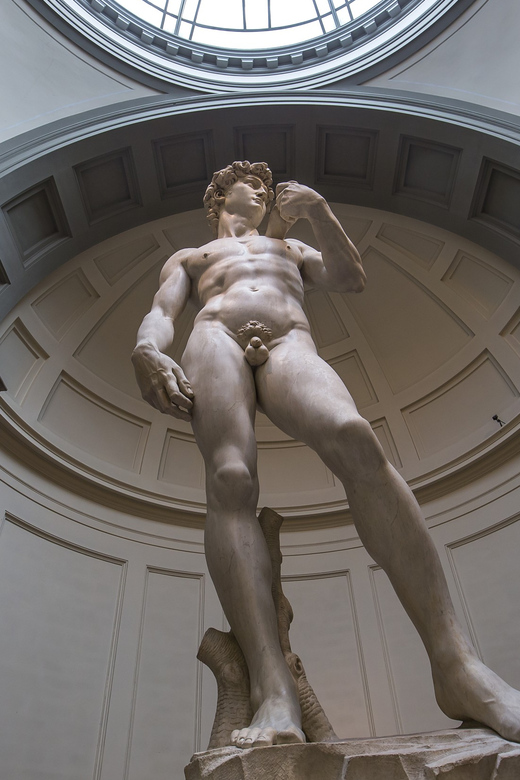 Museums Special: Accademia and Uffizi Small Group Combo Tour - The break between the two museums