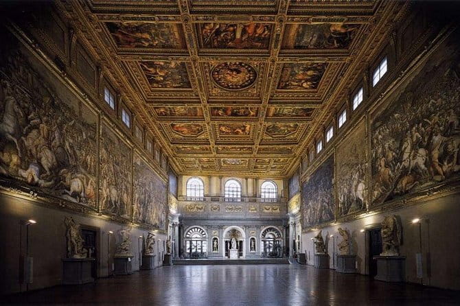 Palazzo Vecchio Morning Guided Tour - Small Group - Following the Medici from town hall to palace