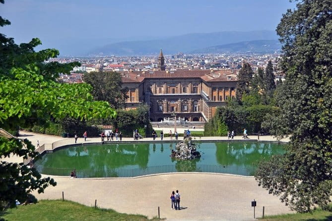 Palazzo Vecchio, Palazzo Pitti and Boboli gardens private tour - Why these three Medici sites work together