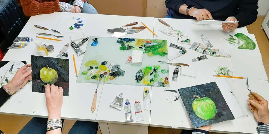Palette Knife Painting Class Florence - Who should book this Florence art class?