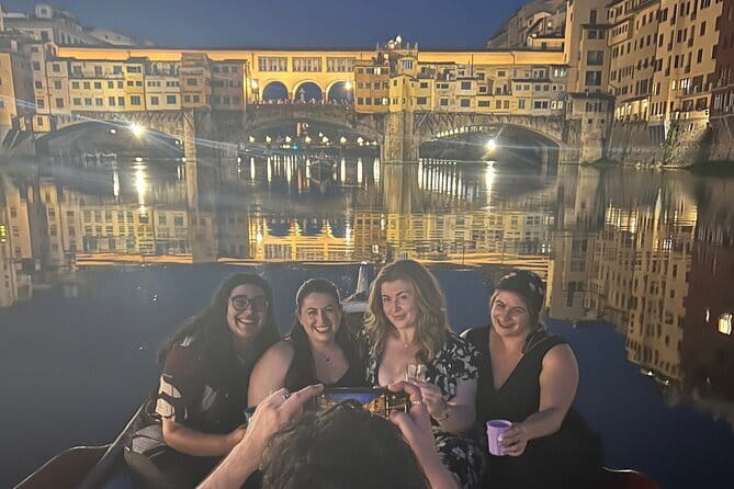 Panoramic Florence by Boat with Wine - The Uffizi seen from a boat