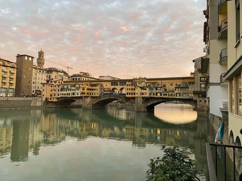 Panoramic walking tour in Florence with Vincenzo - Starting at Piazza Santa Felicita