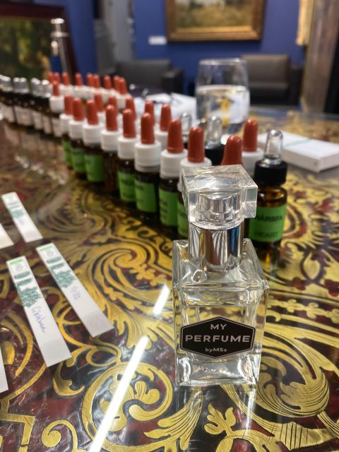 Perfume Creating Workshop in the city center - A calm activity for couples, families, and solo visitors