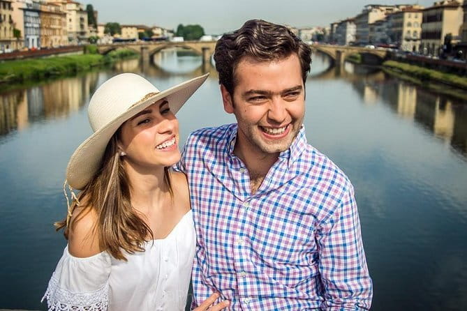 Photo Shoot in Florence with a Professional Photographer - Choosing between 1.5, 2.5, and four hours