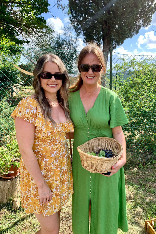 Pick Vegetables at the farm & Cook pasta - A Tuscan cooking class that starts in the garden
