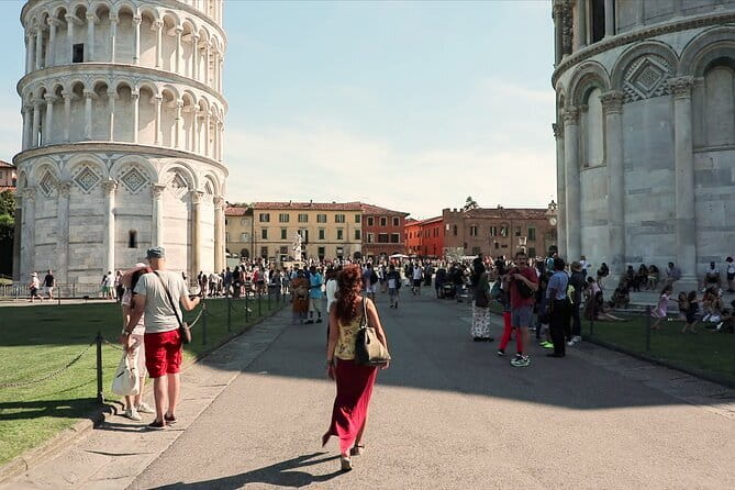 Pisa, Siena, San Gimignano and Chianti: Tuscany Day Trip by minivan - The Chianti estate lunch and wine tasting