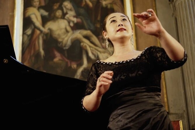 Pizza Dinner and Italian Opera Arias Concert in Florence - Who will enjoy this Florence evening?