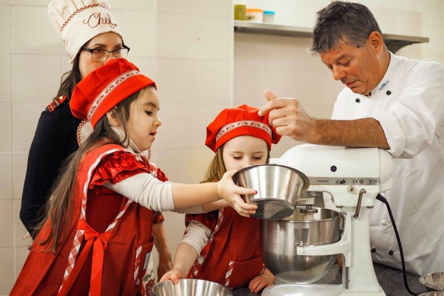 Pizza & Gelato: Cooking Class in central Florence - Key points at a glance