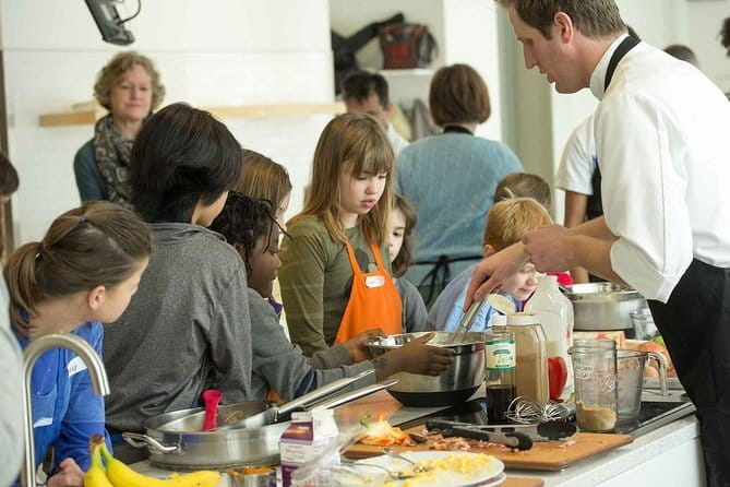 Pizza & Gelato: Family Cooking Class in Florence - Making pizza instead of watching it