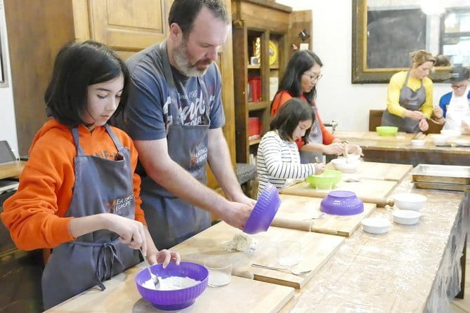 Pizza & Gelato Making Class in Oltrarno with Eating Europe - The value of the $106.93 price