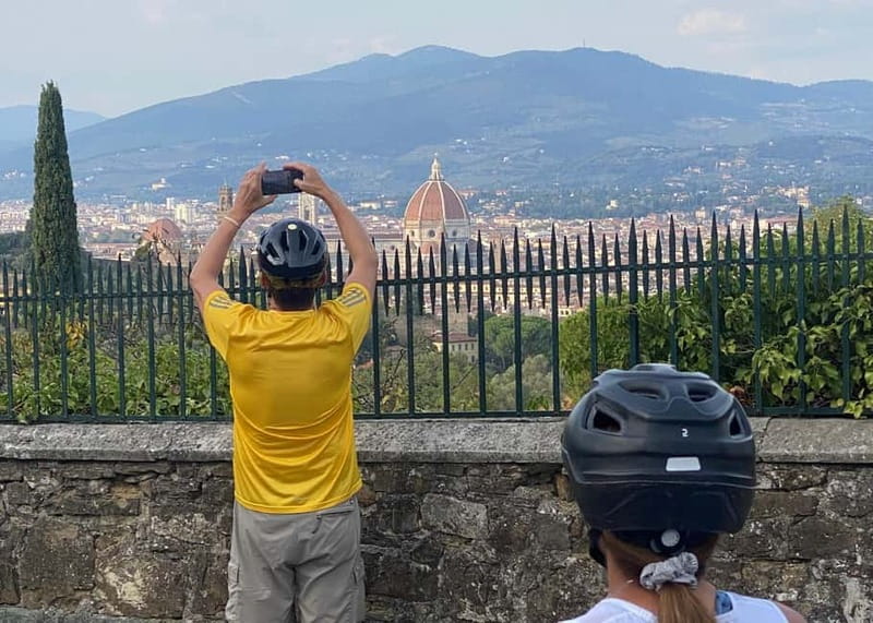 Premium Chianti E-Bike Tour, Food Wine Tasting + Photo shoot - What the $133.22 price really covers
