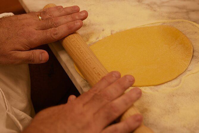 Premium Pasta and Gelato Cooking Class in Florence - Who should book this pasta class?