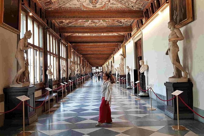 Premium Small-Group Uffizi Tour - Group size and the meaning of premium