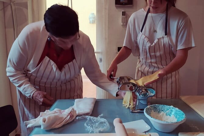 Private and authentic cooking class experience with family - Timing, weather, and practical details