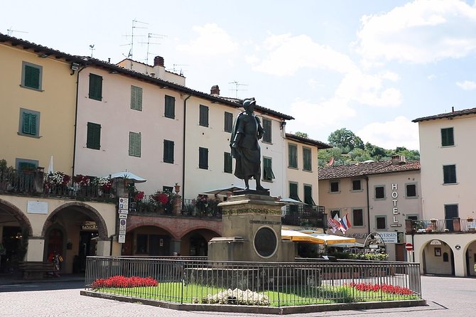 Private Chianti Classico Tour with wine and food tasting in a Historic Estate - Does $341.36 per person make sense?