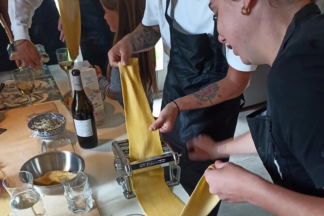 Private Cooking Lesson with a Typical Italian Family - Why the private format matters