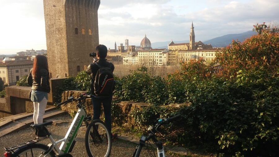 Private E-Bike Tour: Piazzale Michelangelo & Florence hills - A Private Guide Makes the Difference