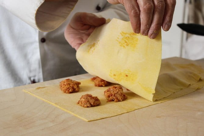 Private Florence Market Tour and Pasta Making Class with Cinzia - From the Loggia del Bigallo to Florence’s food shops