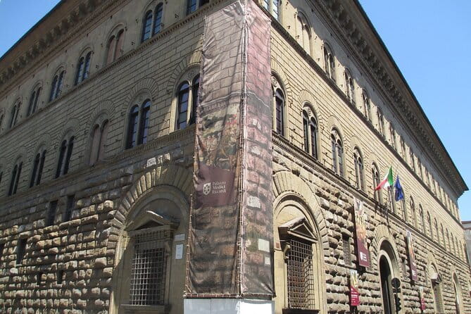 Private Florence Tour: 3-Hour Walking Tour with a Licenced Guide - Piazza della Signoria, Florence’s open-air sculpture room