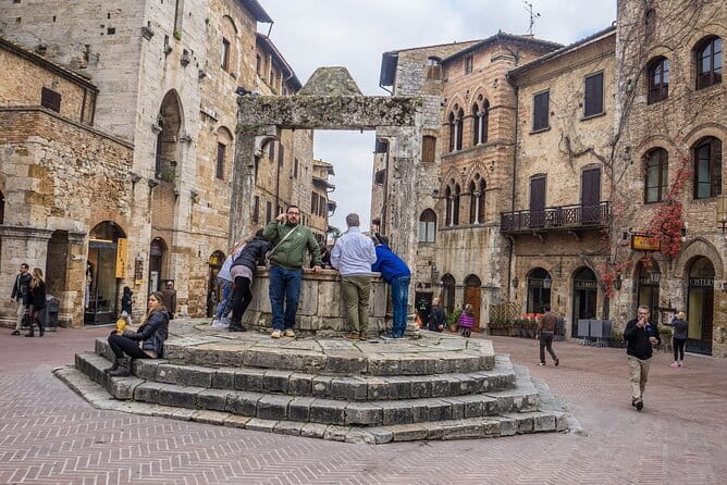 PRIVATE Full-Day Tour of San Gimignano and Volterra - Is $390.52 per person a fair price?