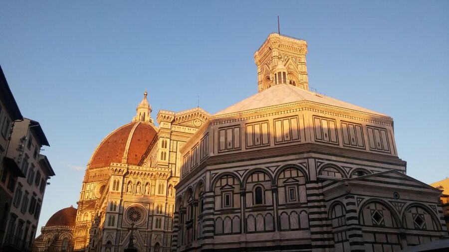 Private Guide at disposal in Florence - Hotel Pickup and Meeting Plans