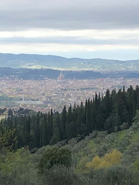 Private Hiking Florence Tour with Wine and Lunch or semi-pri - Reaching Leonardo da Vinci’s square