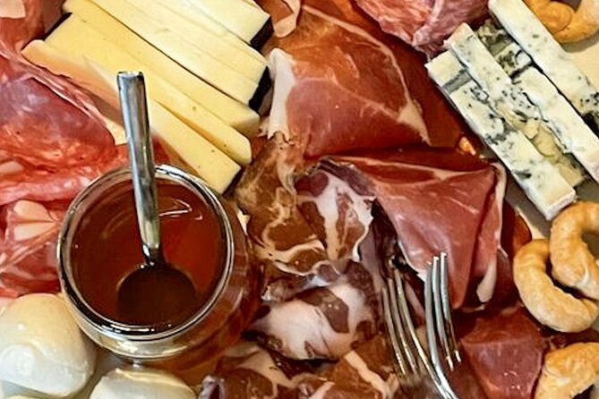 Private Italian Chef service in Tuscany - What the evening feels like, course by course
