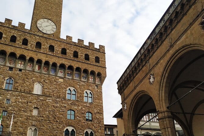 Private Kids Treasure Hunt in Palazzo Vecchio. Timed entry! - The guide makes or breaks the visit