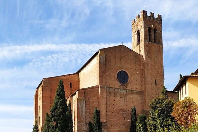 Private Minivan Tour to Siena and San Gimignano from Florence - San Gimignano in one hour