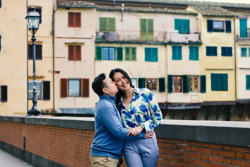 Private photoshoot in Florence by professional photographer - Piazza del Duomo: Florence’s grand opening scene
