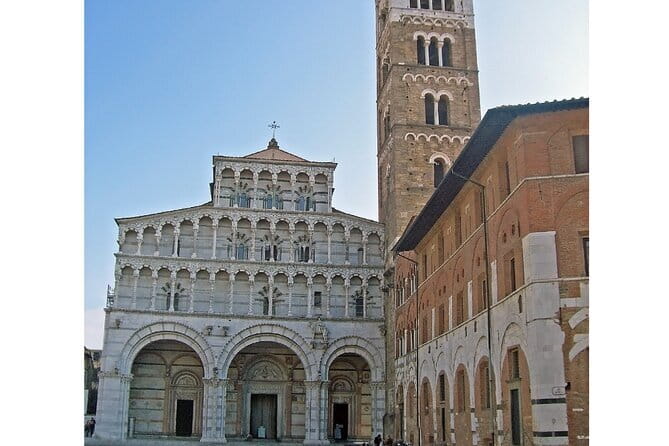 Private Pisa and Lucca Tour from Florence with Transportation - The guides and the value of personal service
